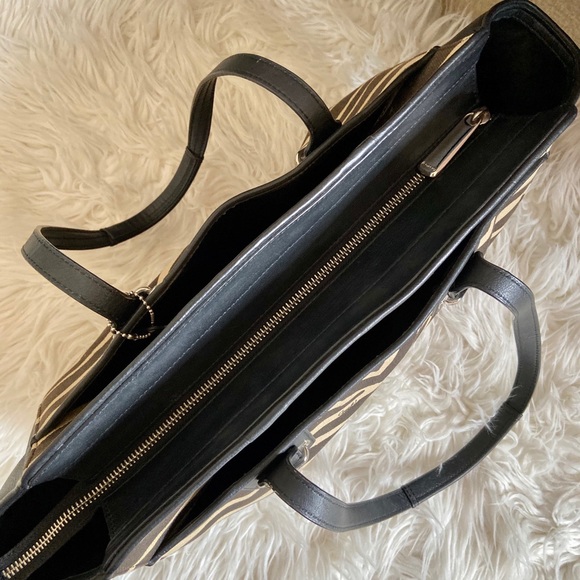 Coach handbag - Picture 2 of 4